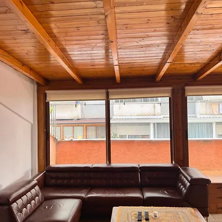 Terminal Comfort Apartamento Tirana