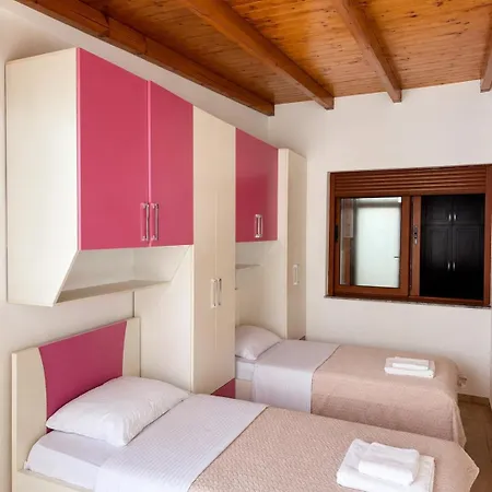 Terminal Comfort Apartmán Tirana